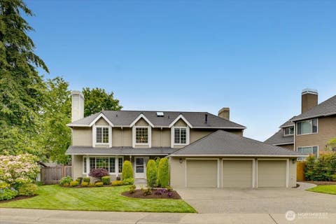 Photo of 6041 118th Avenue SE, Bellevue, WA 98006 (MLS # 2525484)