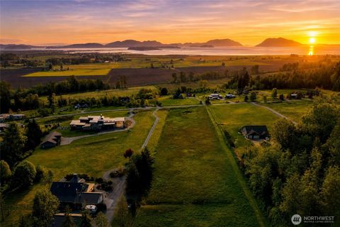 Photo of 5351 Island View Way, Bow, WA 98232 (MLS # 2519715)