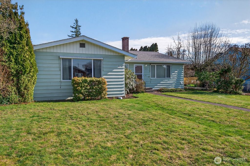 Photo of 2214 2216 Dean Avenue, Bellingham, WA 98225 (MLS # 2481285)