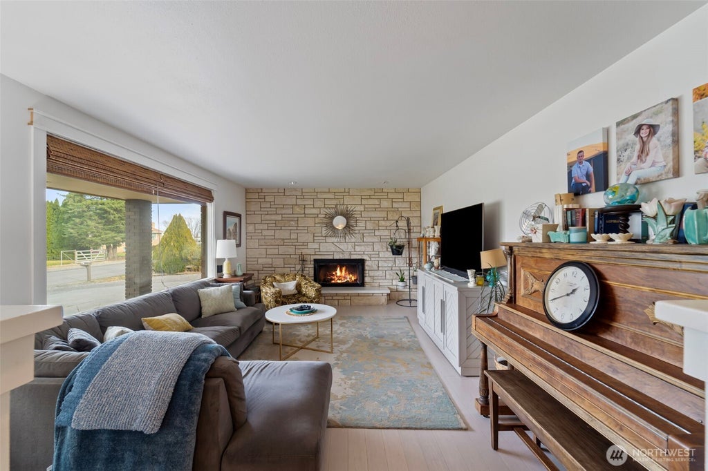 Photo of 4605 W 12th Avenue, Kennewick, WA 99338 (MLS # 2575068)