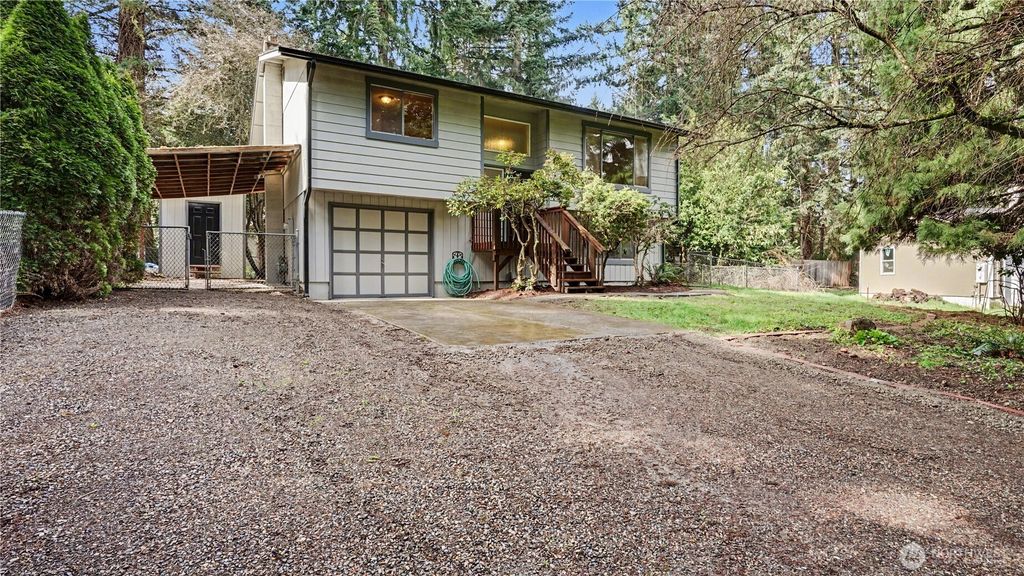 Photo of 5710 188th Avenue E, Bonney Lake, WA 98390 (MLS # 2492621)