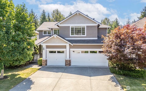 Photo of 28011 Maple Ridge Way SE, Maple Valley, WA 98038 (MLS # 2561801)