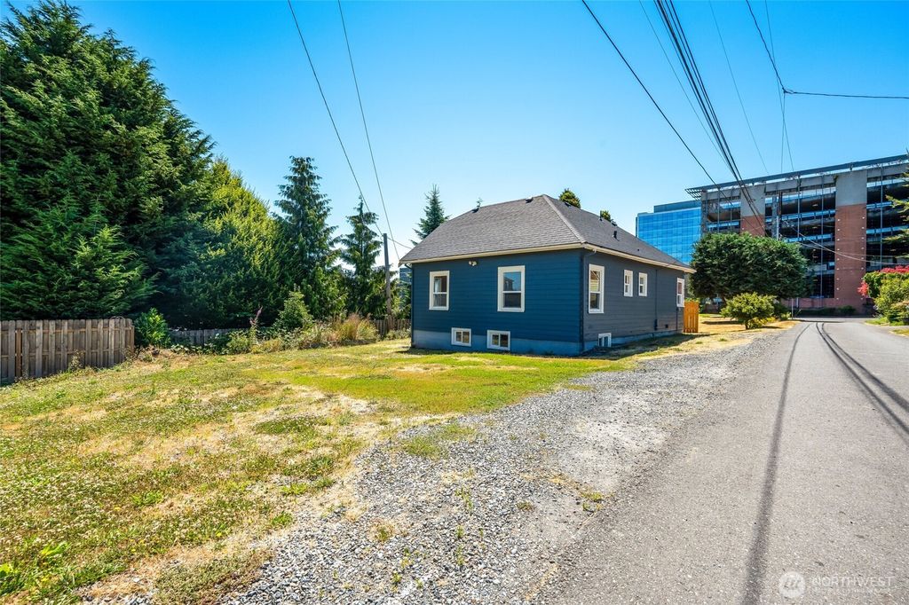Photo of 1711 12th Street #A, Everett, WA 98201 (MLS # 2439719)