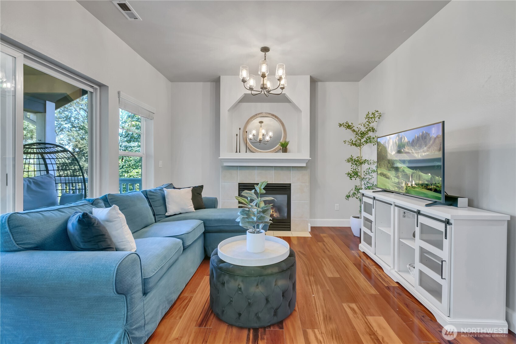 4933 Diana Court SE 17