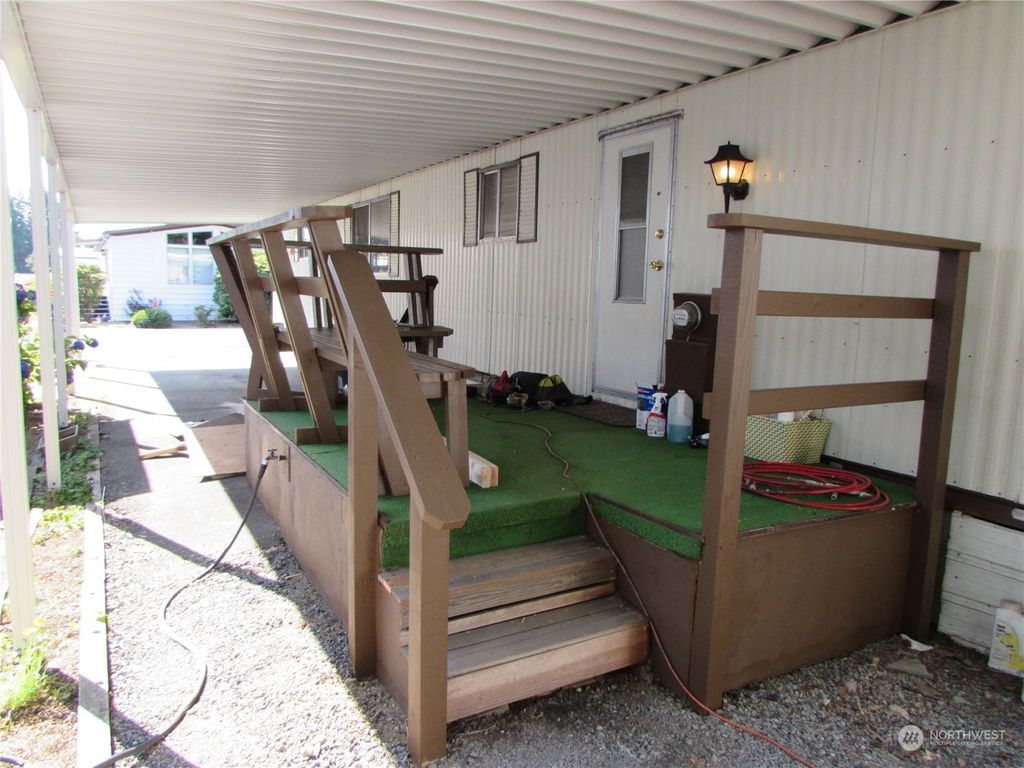 Photo of 11622 Silver Lake Road #94, Everett, WA 98208 (MLS # 2270947)