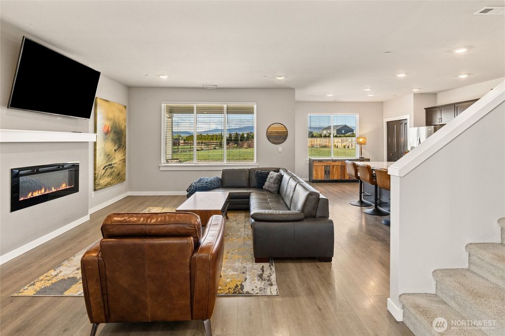 Photo of 2810 Dapple Gray Way, Ellensburg, WA 98926 (MLS # 2508511)