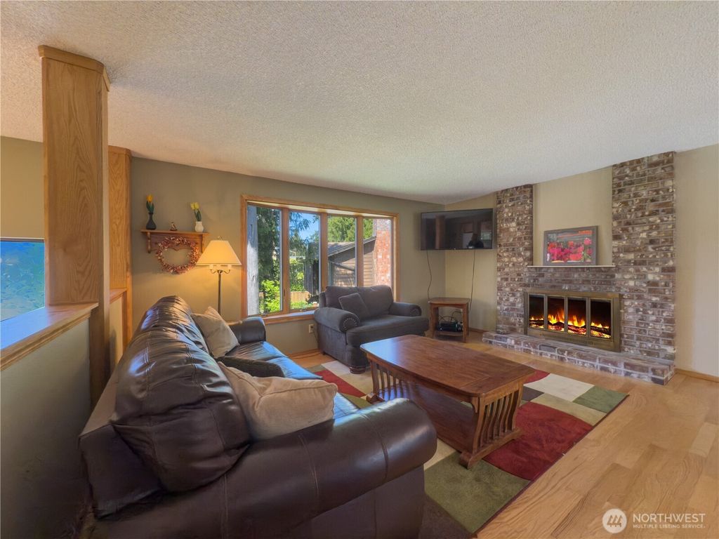 Photo of 7804 188th Street SW, Edmonds, WA 98026 (MLS # 2364592)