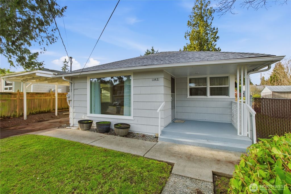 Photo of 10421 2nd Place SW, Seattle, WA 98146 (MLS # 2467488)