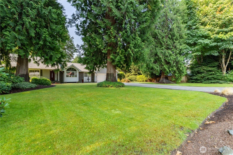 3223 Donnelly Drive SE
