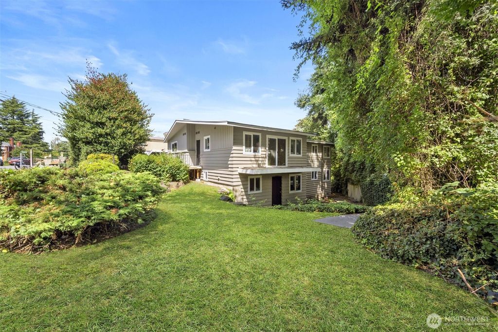 Photo of 9528 9th Avenue NW, Seattle, WA 98117 (MLS # 2422004)