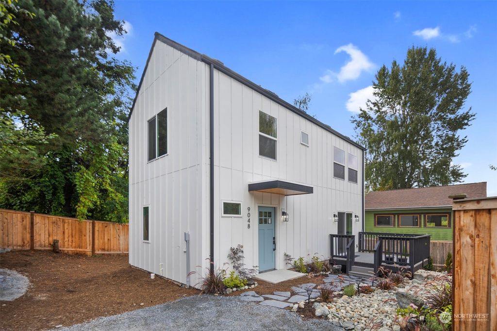 Photo of 9048 1st Avenue NW, Seattle, WA 98117 (MLS # 2296376)
