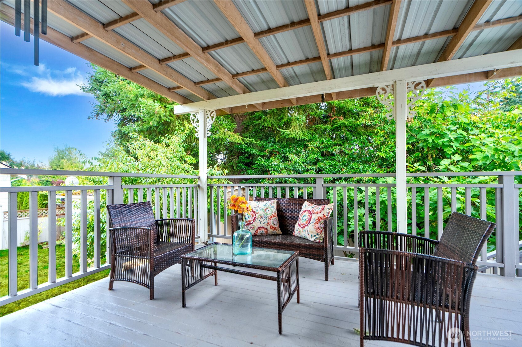 16515 N Linden Ave N