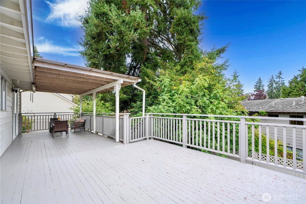 Photo of 16515 N Linden Ave Ave N, Shoreline, WA 98133 (MLS # 2443976)
