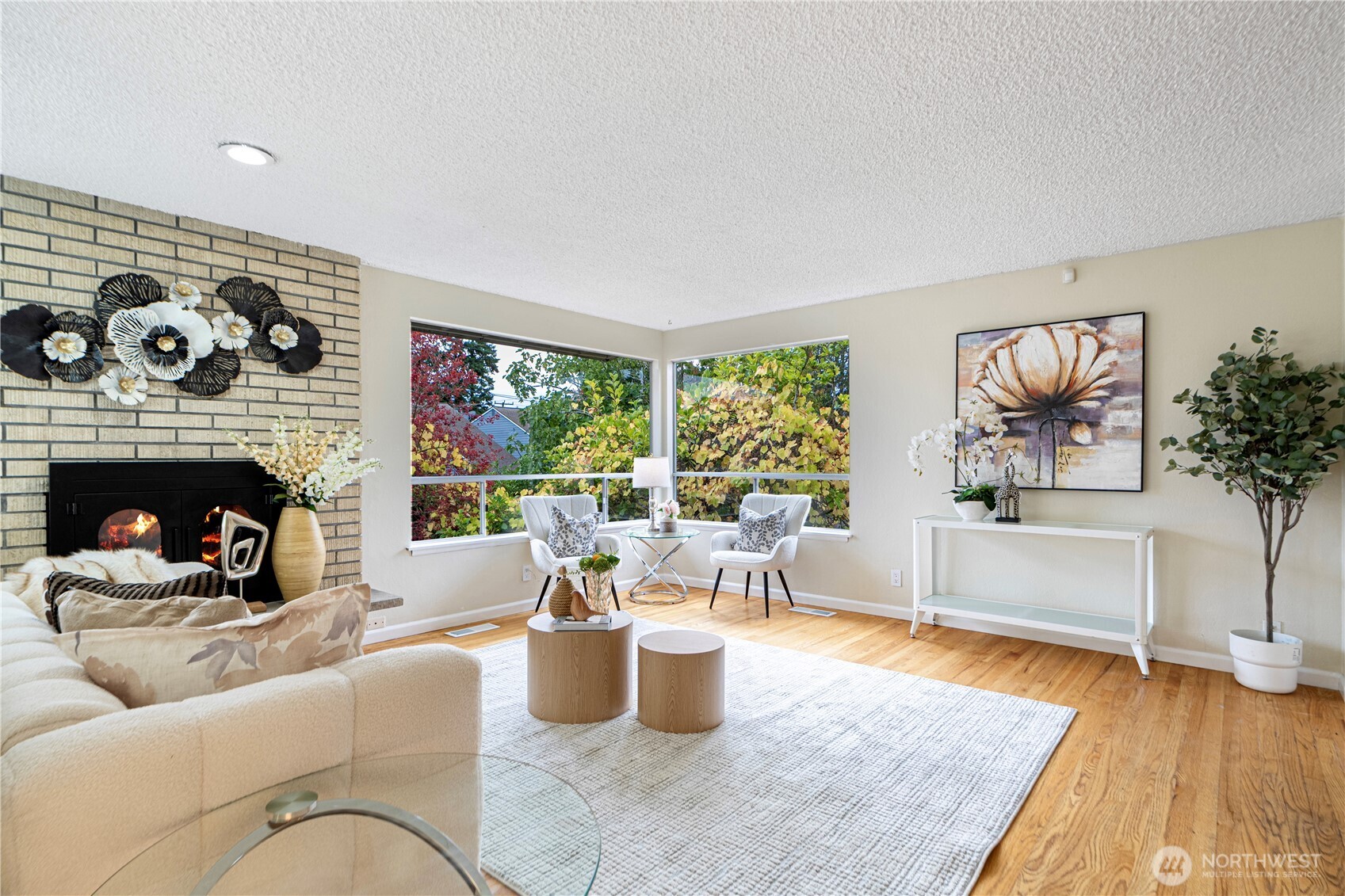 16515 N Linden Ave N