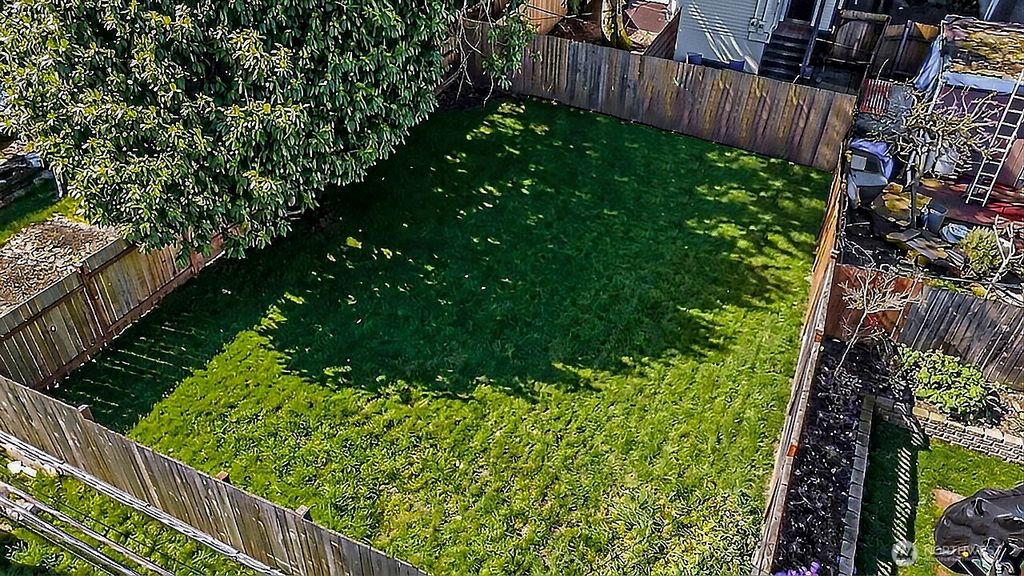 Photo of 909 S Ainsworth Avenue, Tacoma, WA 98405 (MLS # 2498189)