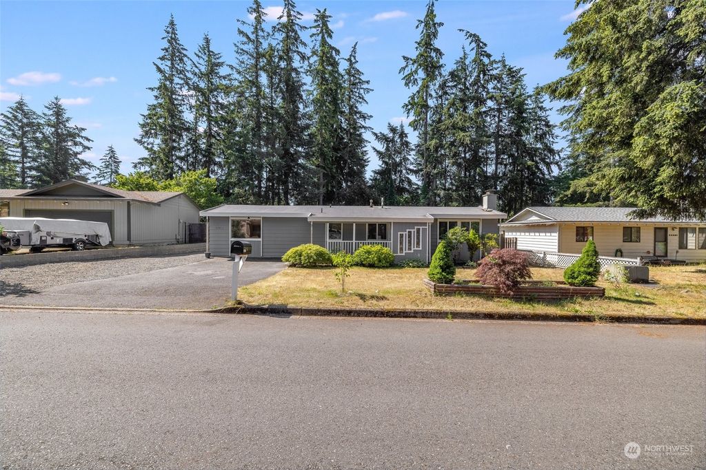 Photo of 23411 SE 269th Street, Maple Valley, WA 98038 (MLS # 2263559)