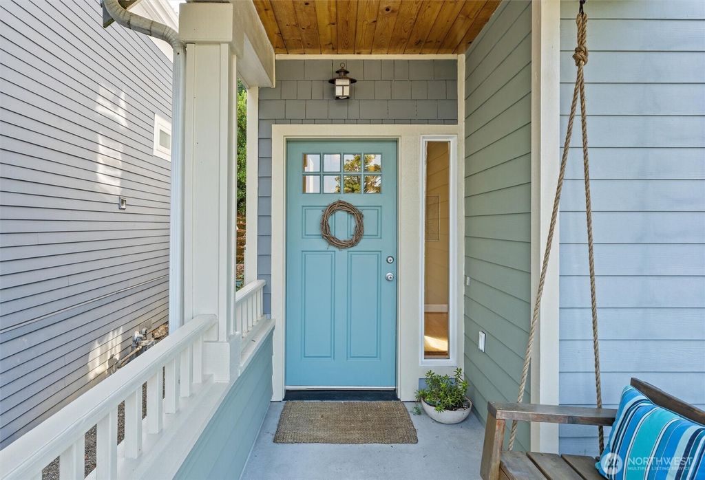 Photo of 445 26th Avenue E, Seattle, WA 98112 (MLS # 2428618)