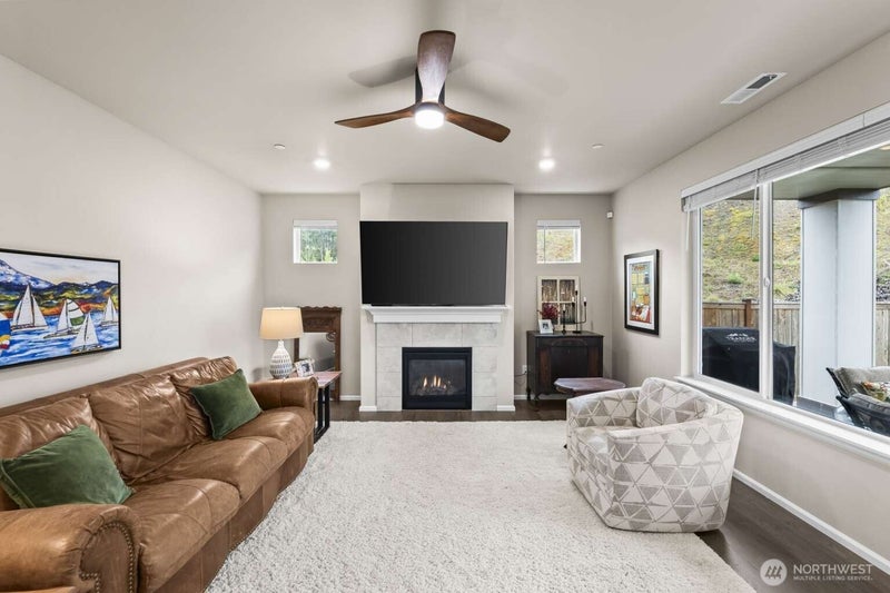 1231 Baker Heights Loop