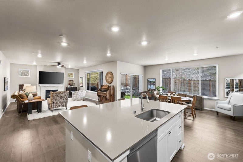 1231 Baker Heights Loop