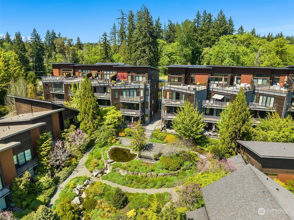listing image 9361018536823853953