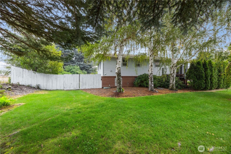 18 Cedar Avenue