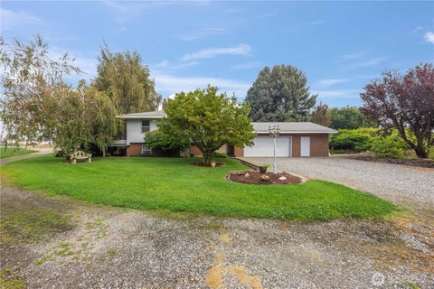 Photo of 18 Cedar Avenue, Brewster, WA 98812 (MLS # 2571477)
