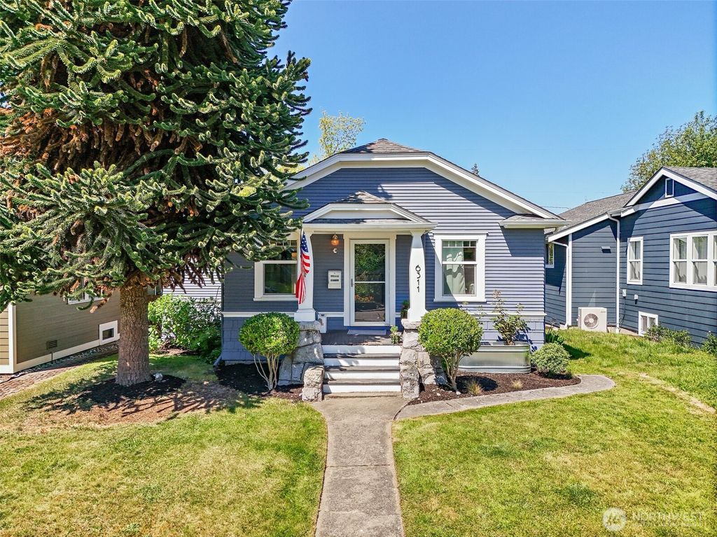 Photo of 6311 46th Avenue SW, Seattle, WA 98136 (MLS # 2377640)