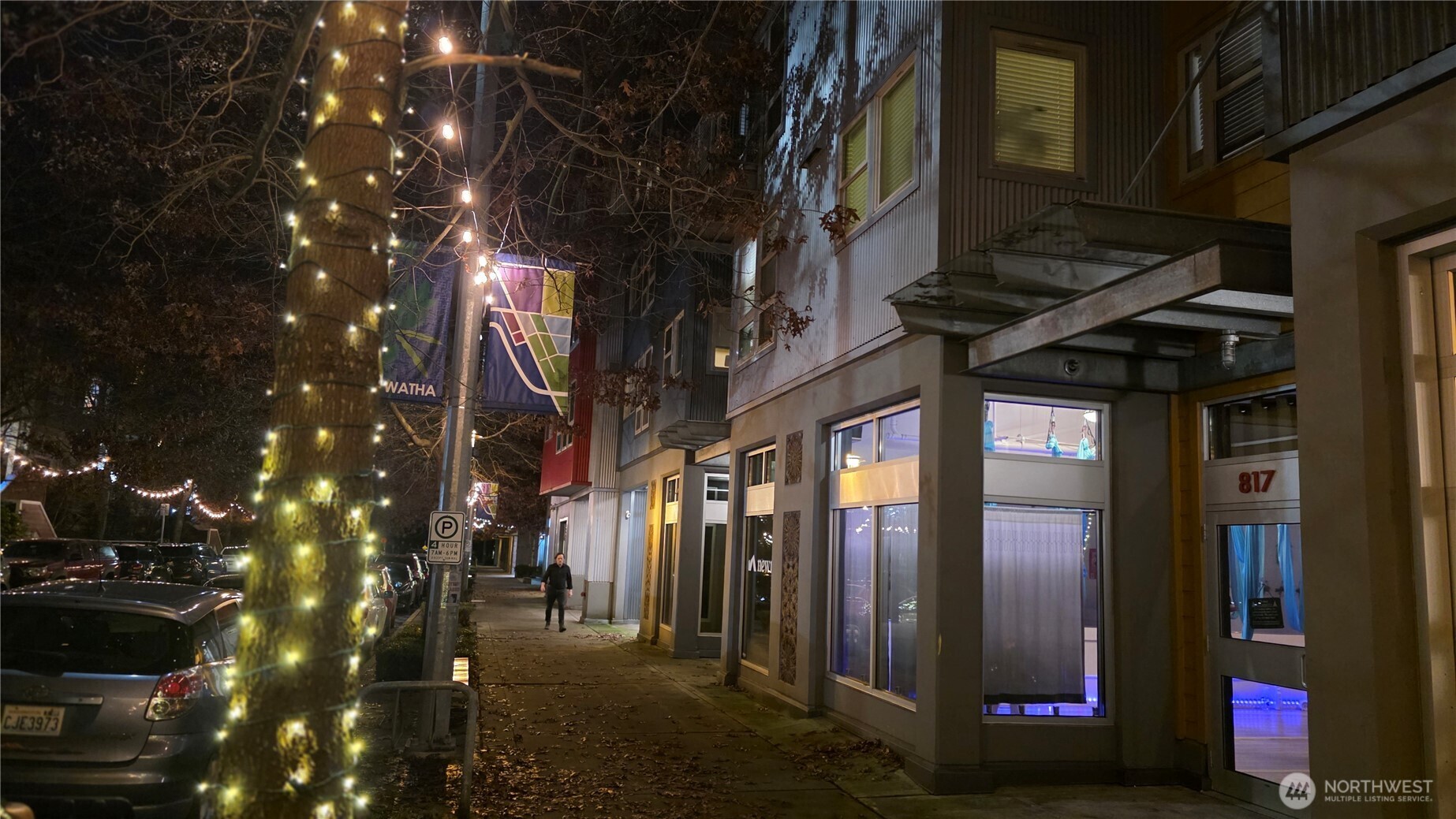 827 Hiawatha Place S 817