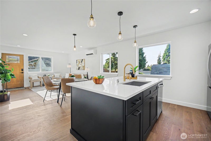 5610 Rockefeller Avenue 2 & 3