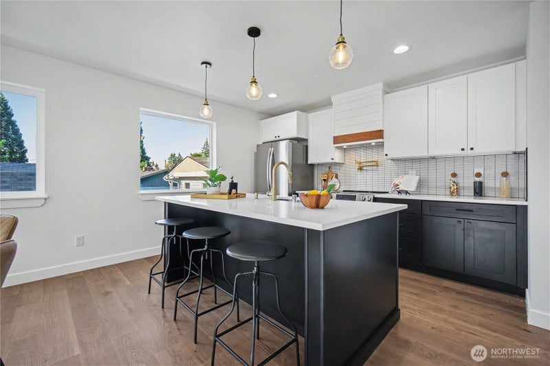 5610 Rockefeller Avenue 2 & 3
