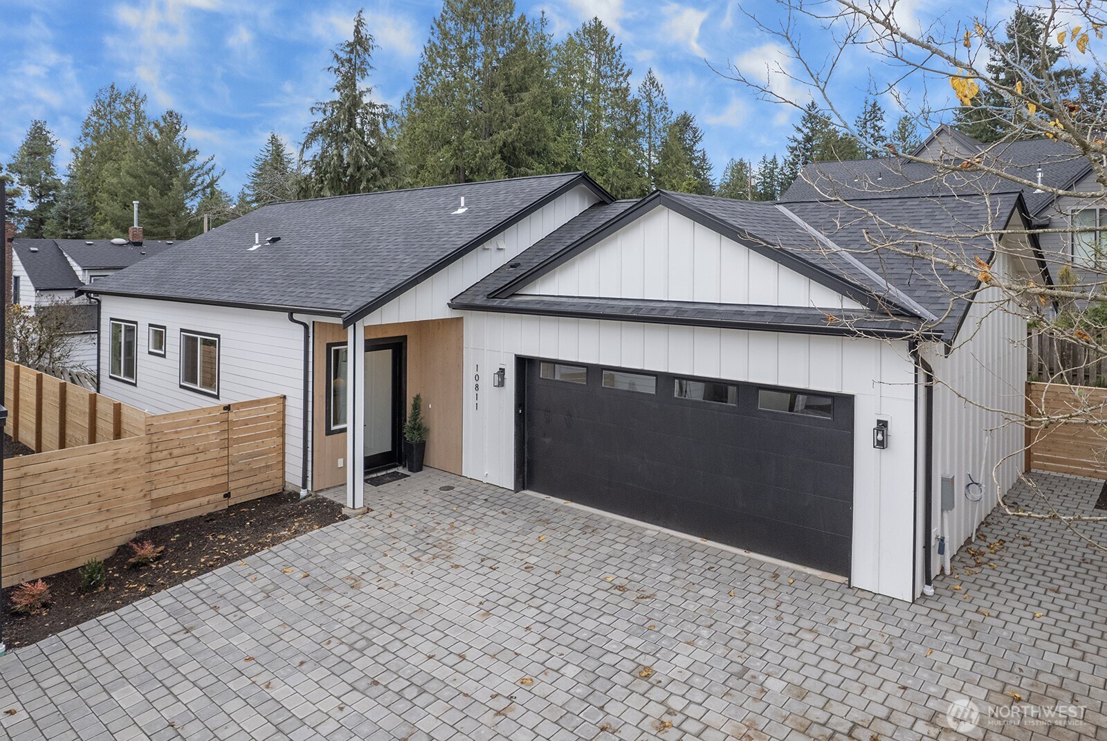 10813 24th Avenue NE