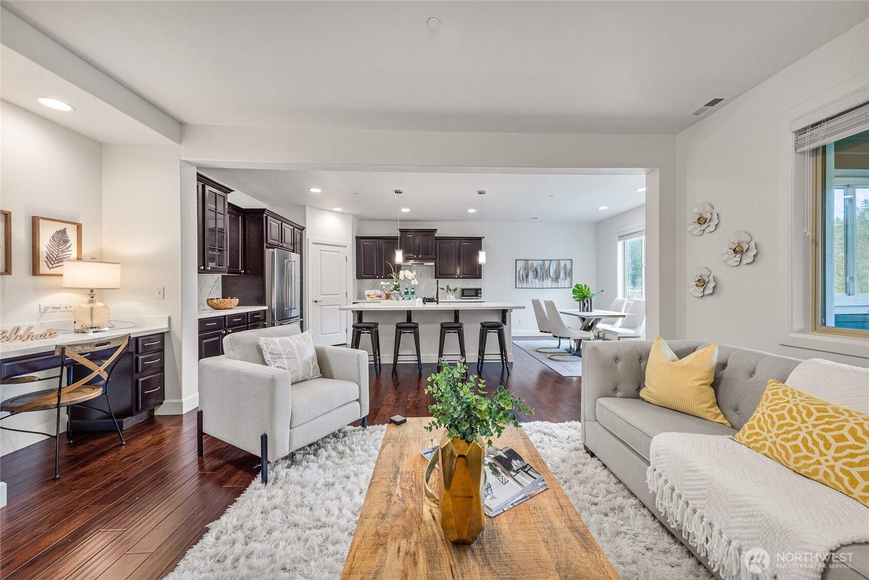 20017 94th Avenue NE