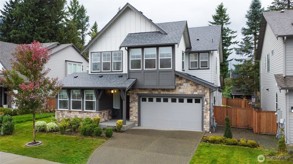 Photo of 1744 Canyon Avenue SE, North Bend, WA 98045 (MLS # 2444583)