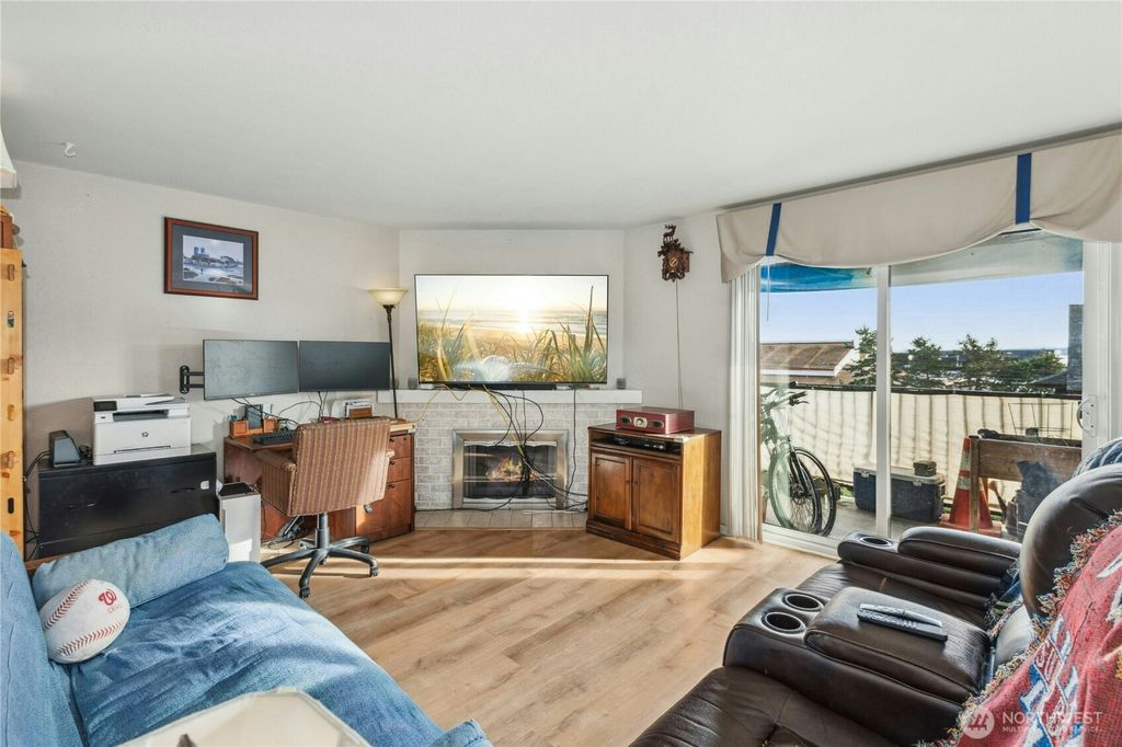Photo of 270 SE Barrington Drive #B203, Oak Harbor, WA 98277 (MLS # 2514639)