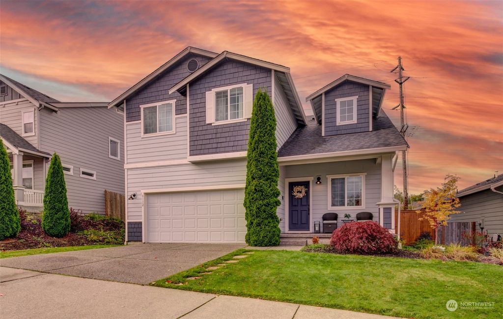 Photo of 8112 81st Drive NE, Marysville, WA 98270 (MLS # 2305126)