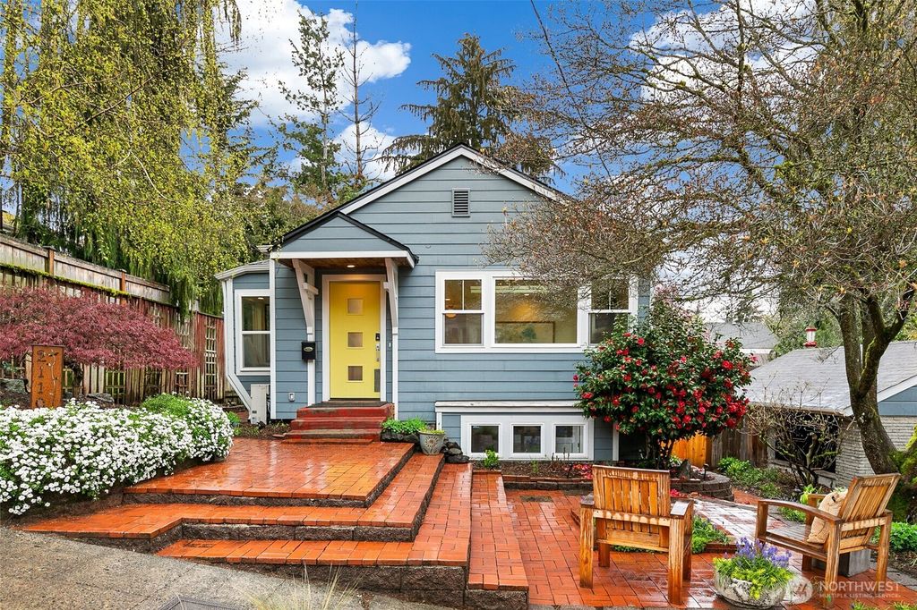 Photo of 2110 NE 81st Street, Seattle, WA 98115 (MLS # 2357323)