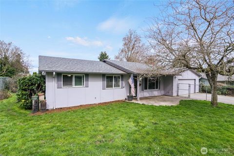 Photo of 1228 NW Westridge Street, Vancouver, WA 98665 (MLS # 2494661)