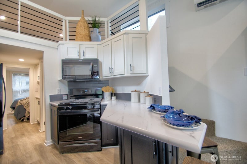 1546 Reservation Road SE 232