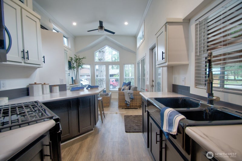 1546 Reservation Road SE 232
