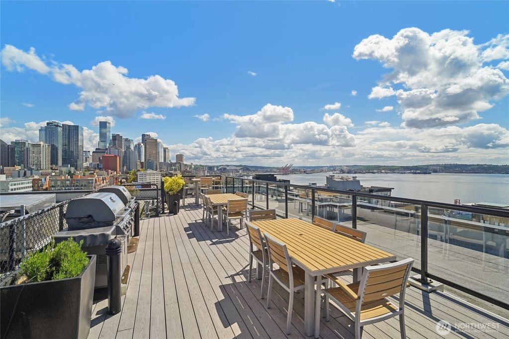 Photo of 2721 1st Avenue #906, Seattle, WA 98121 (MLS # 2518787)