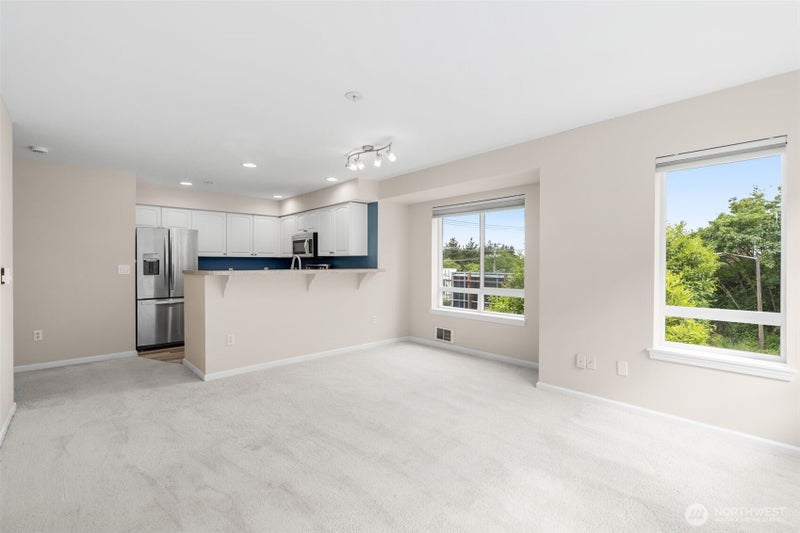 2530 Fifteenth Avenue W 410