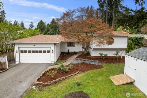 Photo of 15212 Cascadian Way, Lynnwood, WA 98087 (MLS # 2512250)