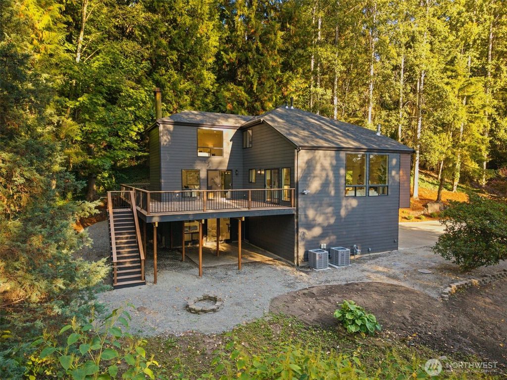 Photo of 14707 149th Avenue NE, Woodinville, WA 98072 (MLS # 2441567)