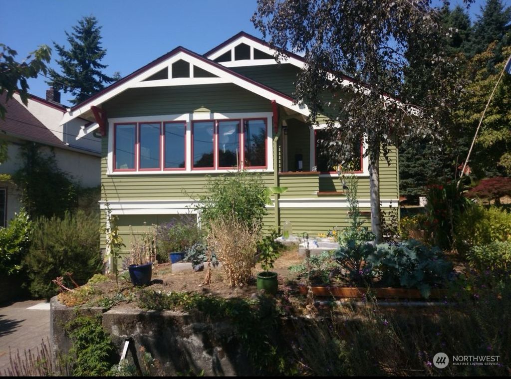 Photo of 218 NW 48th Street, Seattle, WA 98107 (MLS # 2264589)