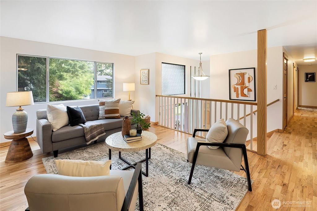 Photo of 20205 60th Place NE, Kenmore, WA 98028 (MLS # 2428414)