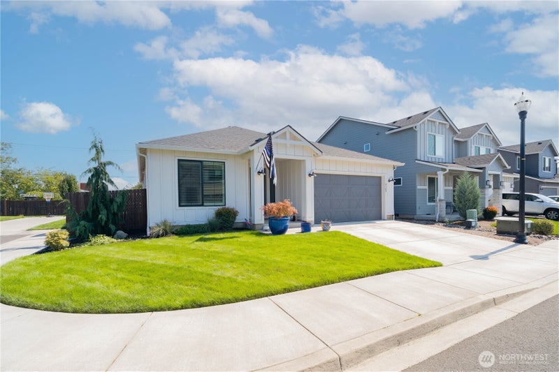 9109 NE 151st Court