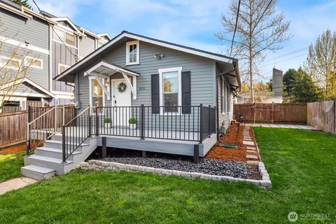 Photo of 5115 S Roxbury Street, Seattle, WA 98118 (MLS # 2504292)