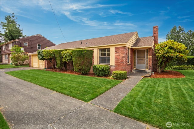 4311 Greenwood Avenue N, Seattle