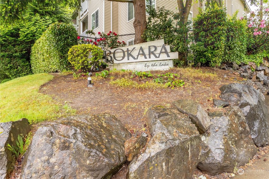 Photo of 801 Rainier Avenue N #E225, Renton, WA 98057 (MLS # 2240805)