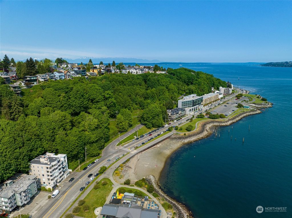 Photo of 1601 Harbor Avenue SW, Seattle, WA 98116 (MLS # 2125338)